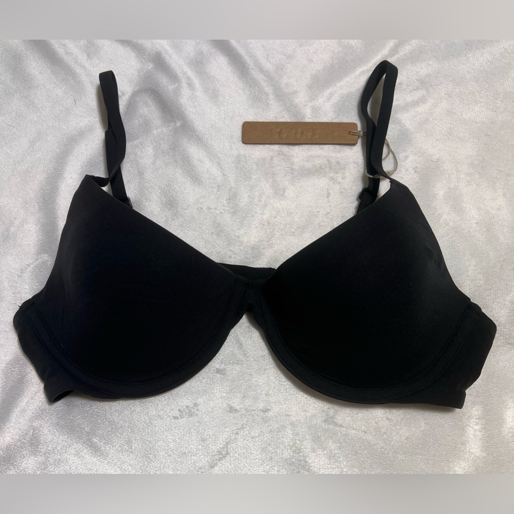 Skims Fits Everybody Scoop Plunge Bra, BR-UWR-1997, Onyx, Size: 36B NWT